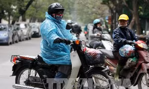 Bắc bộ se lạnh, Trung bộ và Nam bộ mưa dông