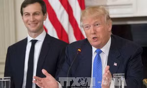 Ông Trump chỉ trích FBI không ngăn chặn rò rỉ thông tin