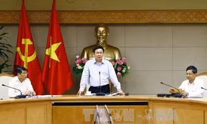 Thu hút FDI cao kỷ lục, kiểm soát lạm phát dưới 4%
