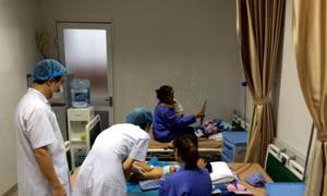 Đề nghị xử phạt 110 triệu đồng vụ nhiều bé trai bị sùi mào gà ở Hưng Yên