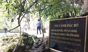 Về nơi Bác Hồ 'sáng ra bờ suối, tối vào hang'