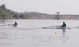 Lật thuyền đua, vận động viên 15 tuổi thiệt mạng 