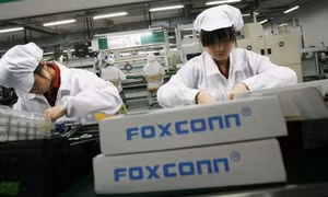 Foxconn sẵn sàng chuyển nhà máy lắp ráp iPhones ra khỏi Trung Quốc