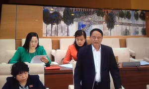 Tướng Võ Trọng Việt: ‘Thật thà, thẳng thắn thì thua thiệt’