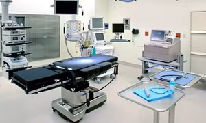 Phòng khám có sai phạm vẫn... hoạt động công khai 