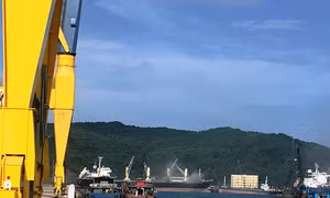 Thực chất vụ việc đổ chất thải xuống vùng biển giáp ranh Nghệ An - Thanh Hóa 