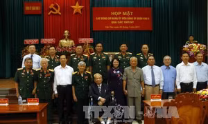  Xây dựng lực lượng vũ trang Quân khu 9 chính quy, tinh nhuệ và từng bước hiện đại