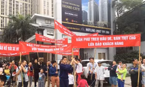 Nhiều chung cư 'ngã ngửa' vì không có lối đi riêng