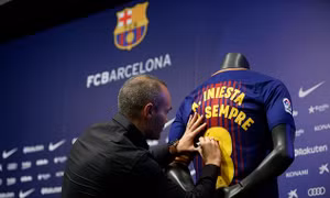 Andres Iniesta ký ‘hợp đồng trọn đời’ với Barcelona