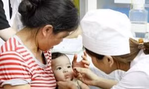 Bổ sung vi chất dinh dưỡng, giảm nguy cơ mắc bệnh cho trẻ nhỏ