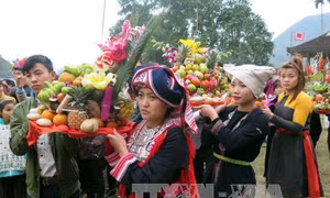 Lễ hội Động Tiên – Chợ quê Hàm Yên quảng bá sản vật địa phương