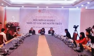 Đổi mới giáo dục từ chính sách đãi ngộ