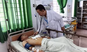  Cứu sống nam thanh niên bị đâm thủng tim