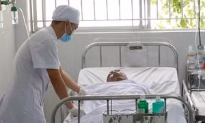 Một công nhân vụ tai nạn lao động tại Bình Dương đang nguy kịch
