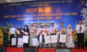 Họp mặt mừng Đảng, mừng Xuân