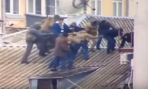 Tình báo Ukraine 'dàn trận' bắt cựu Tổng thống Gruzia trên mái nhà