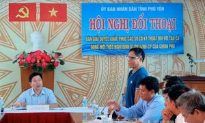 Phú Yên đối thoại khắc phục sự cố tàu vỏ thép