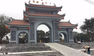 Cấm triệt để liền anh, liền chị hát xin tiền tại Hội Lim