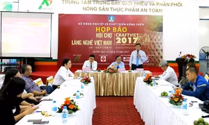 250 gian hàng tham gia Hội chợ Làng nghề Việt Nam 2017