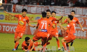 V.League 2017: Top cuối 'đổi chiều' sau loạt 3 trận đấu muộn