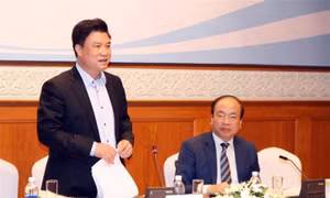 Đề xuất miễn học phí đến cấp THCS cả trường ngoài công lập