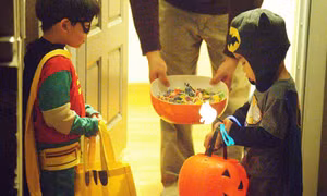 Người dân Anh chi 320 triệu bảng cho lễ Halloween