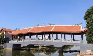 Độc đáo cầu ngói Kim Sơn, Ninh Bình