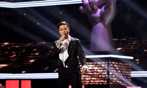 The Voice: Trần Tùng Anh và Hồng Ngọc hát Opera làm 'dậy sóng' tập cuối Đối đầu 