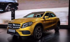 Những mẫu xe tâm điểm của Mercedes-Benz tại Triển lãm Ô tô Việt Nam 2017