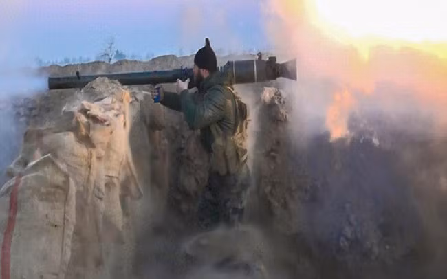IS khoe xe tăng, súng hiện đại cướp từ quân đội Iraq ảnh 5