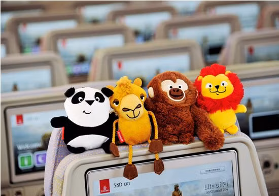 Emirates ra mắt đồ chơi mới cho hành khách “nhí” ảnh 2