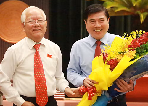Ông Nguyễn Thành Phong làm Chủ tịch UBND TP. Hồ Chí Minh ảnh 1