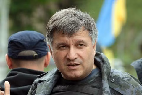 Bộ trưởng Nội vụ Ukraine đối mặt nguy cơ bị bãi nhiệm ảnh 1