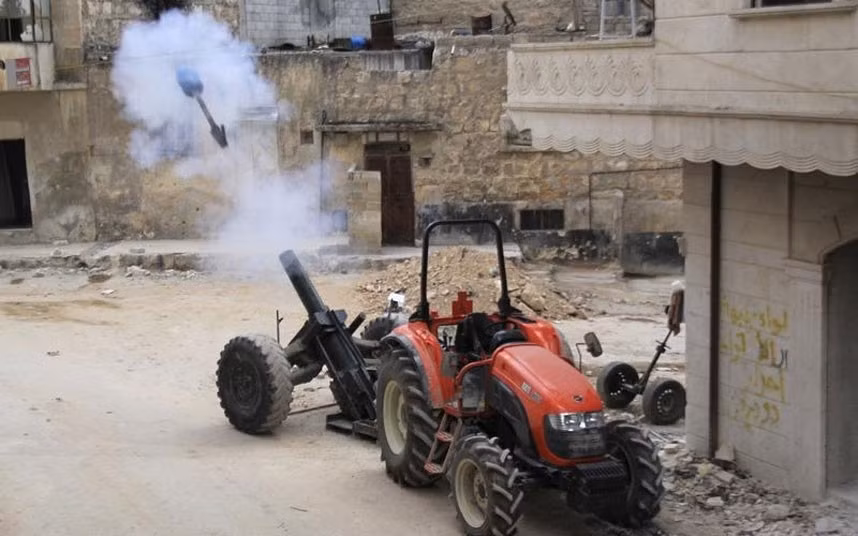 Độc đáo dàn vũ khí tự chế của phe nổi dậy Syria ảnh 4
