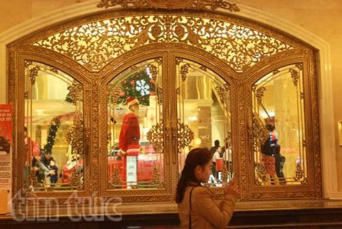 Hà Nội náo nhiệt chuẩn bị Noel sớm ảnh 8