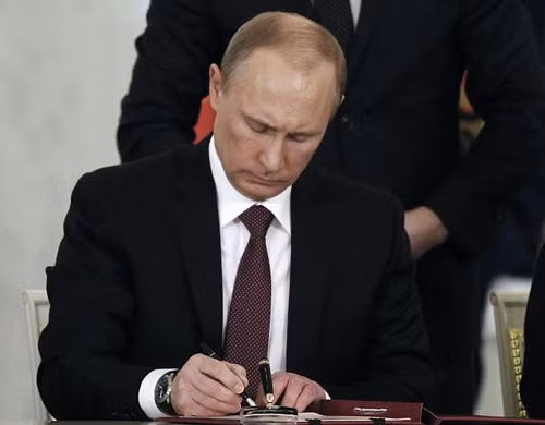 Tổng thống Nga ký sắc lệnh hủy FTA với Ukraine ảnh 1