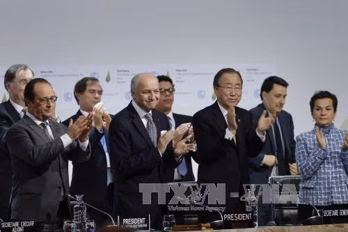 COP21 thông qua thỏa thuận chống biến đổi khí hậu ảnh 1