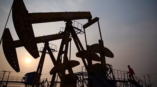 Dầu có thể phá đáy 20 USD/thùng với ẩn số đến từ Mỹ, Iran ảnh 1
