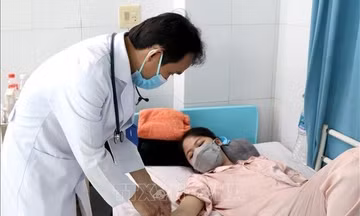 Phối hợp, tăng cường giám sát ca bệnh sốt xuất huyết 