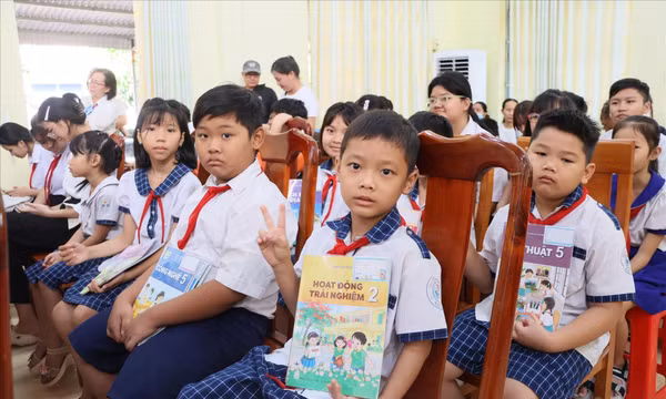 Thiếu sách giáo khoa: Sai quy trình trong quản lý tại các địa phương 