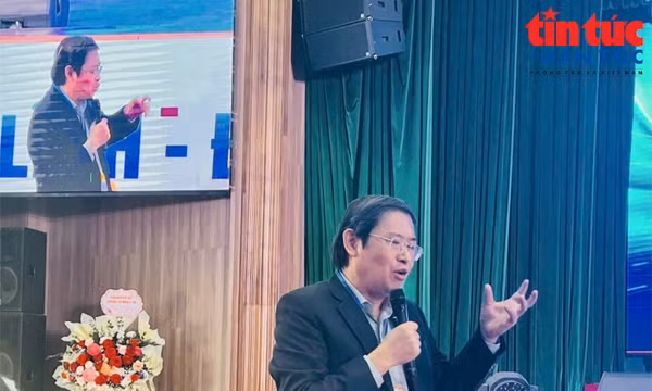 Lộ trình điều chỉnh chương trình, sách giáo khoa