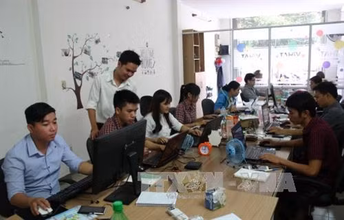 Nhóm kỹ sư Việt khởi nghiệp với phần mềm quản lý và chăm sóc khách hàng cho doanh nghiệp