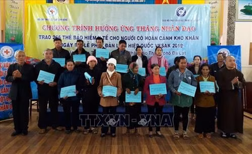 Triển khai Chương trình hỗ trợ mua, tặng thẻ bảo hiểm y tế cho người có hoàn cảnh khó khăn
