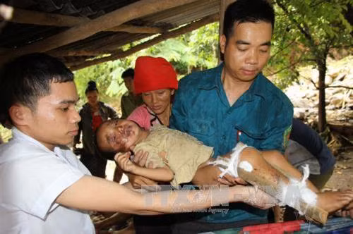 Chung tay khắc phục thiệt hại thiên tai nơi rốn lũ Mường La
