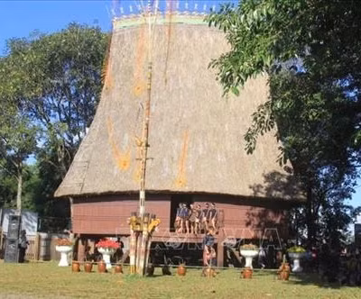 Phục dựng Lễ khánh thành Nhà Rông mới