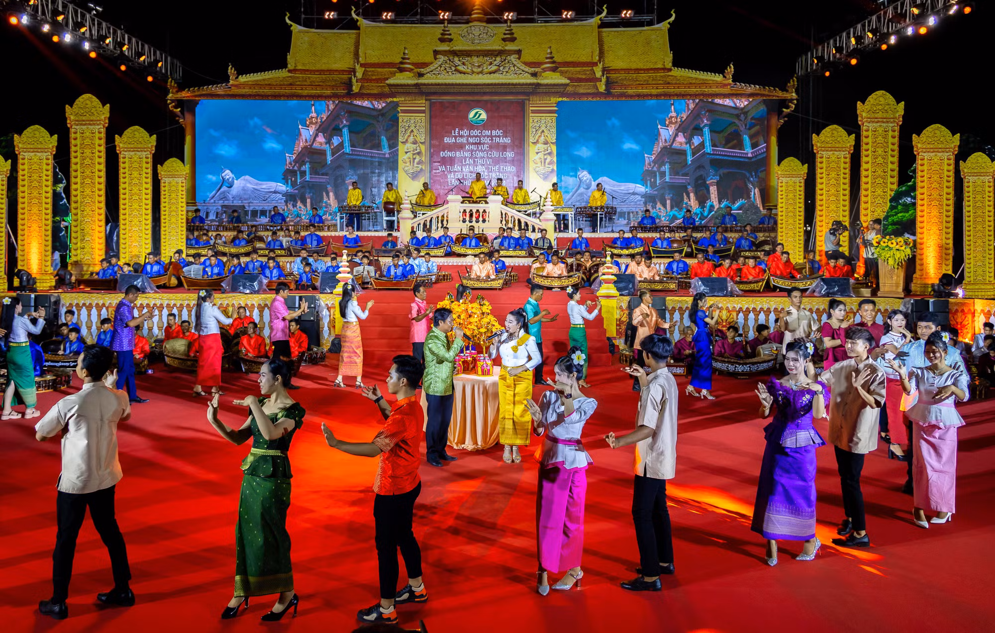 Nguoi Khmer phat huy tinh than doan ket 10.jpg