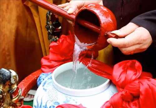 Lễ rước nước - nghi lễ quan trọng trong Lễ hội Đền Trần ở Thái Bình
