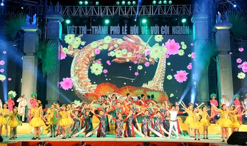 Lễ hội dân gian đường phố Việt Trì năm 2016