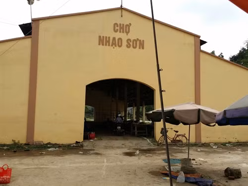 Nhiều chợ nông thôn ở Vĩnh Phúc bị bỏ hoang