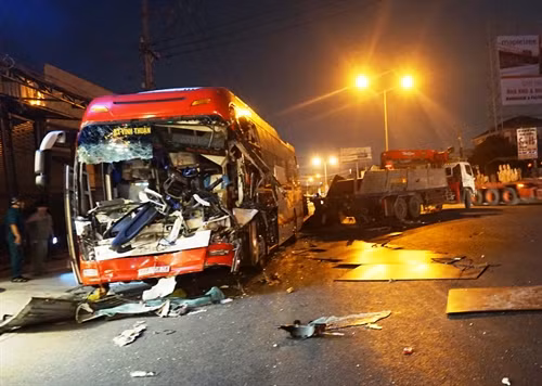 Ngày đầu kỳ nghỉ lễ, cả nước xảy ra 34 vụ tai nạn giao thông